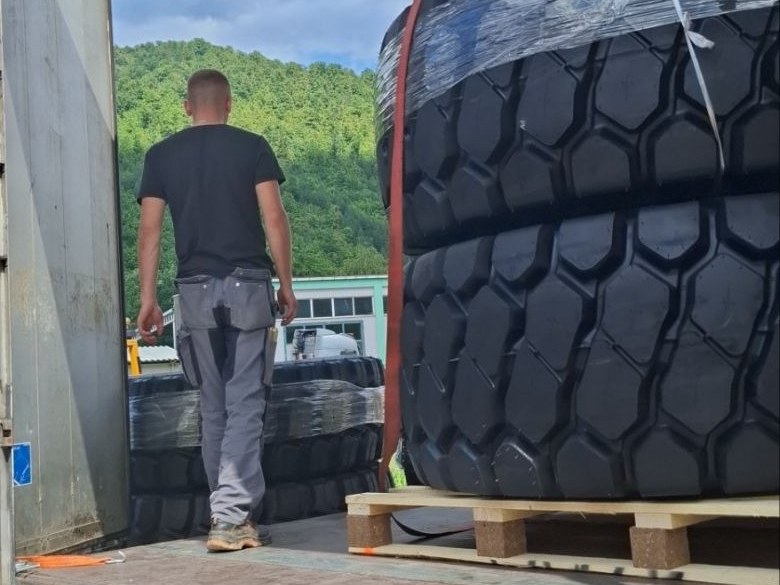 OOG — mining tires